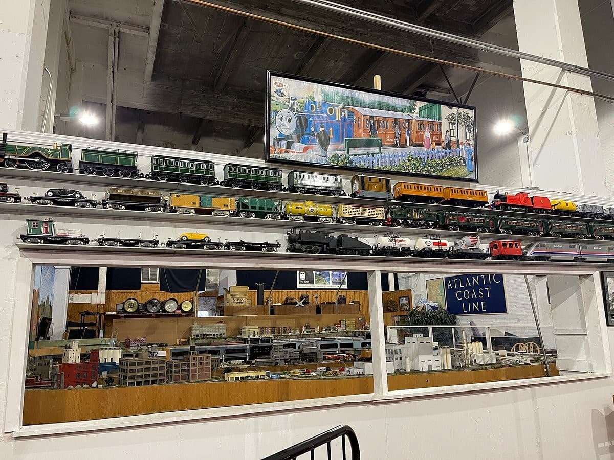 Gold Coast Railroad Museum display of model trains in Miami