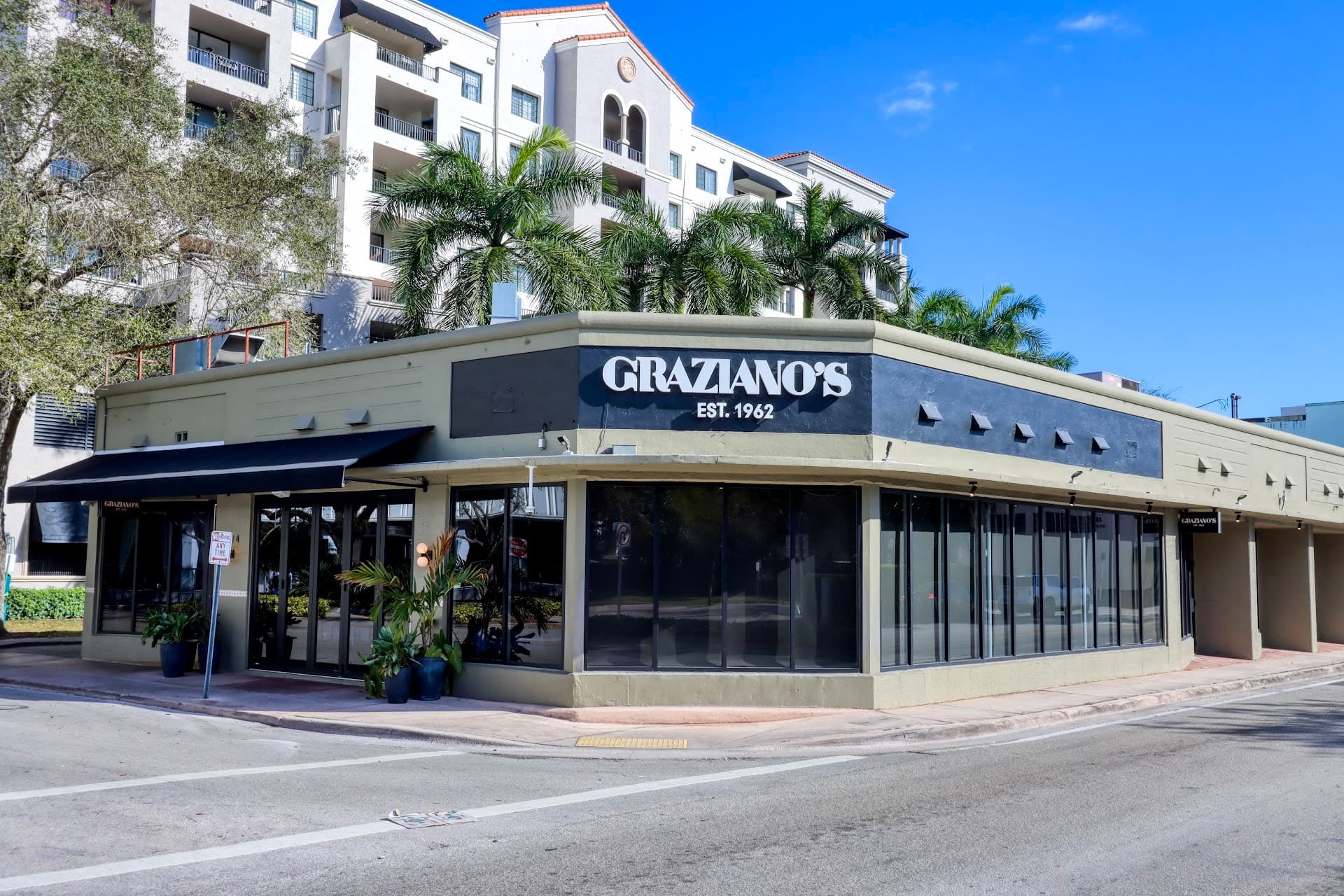 Graziano's Restaurant exterior in Coral Gables