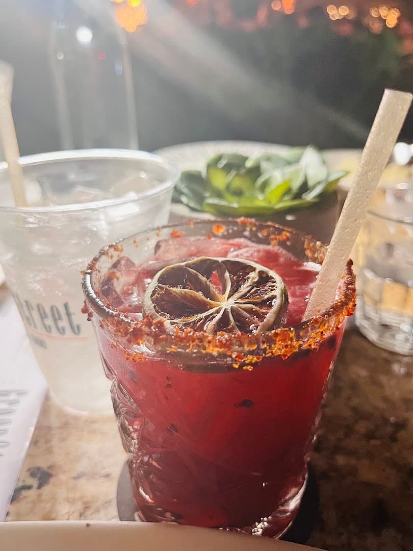 Cocktail at Greenstreet Cafe in Miami