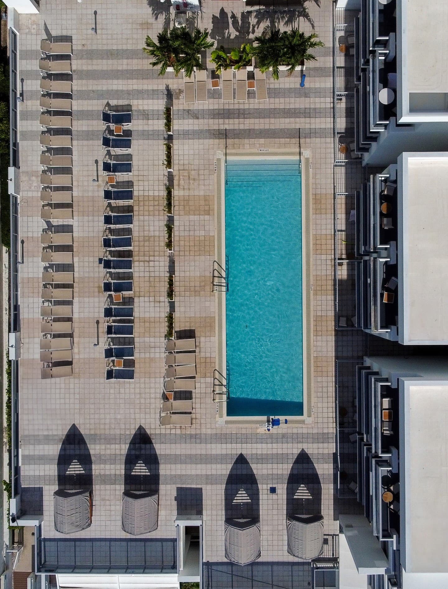 Hilton Cabana Miami Beach Resort pool area