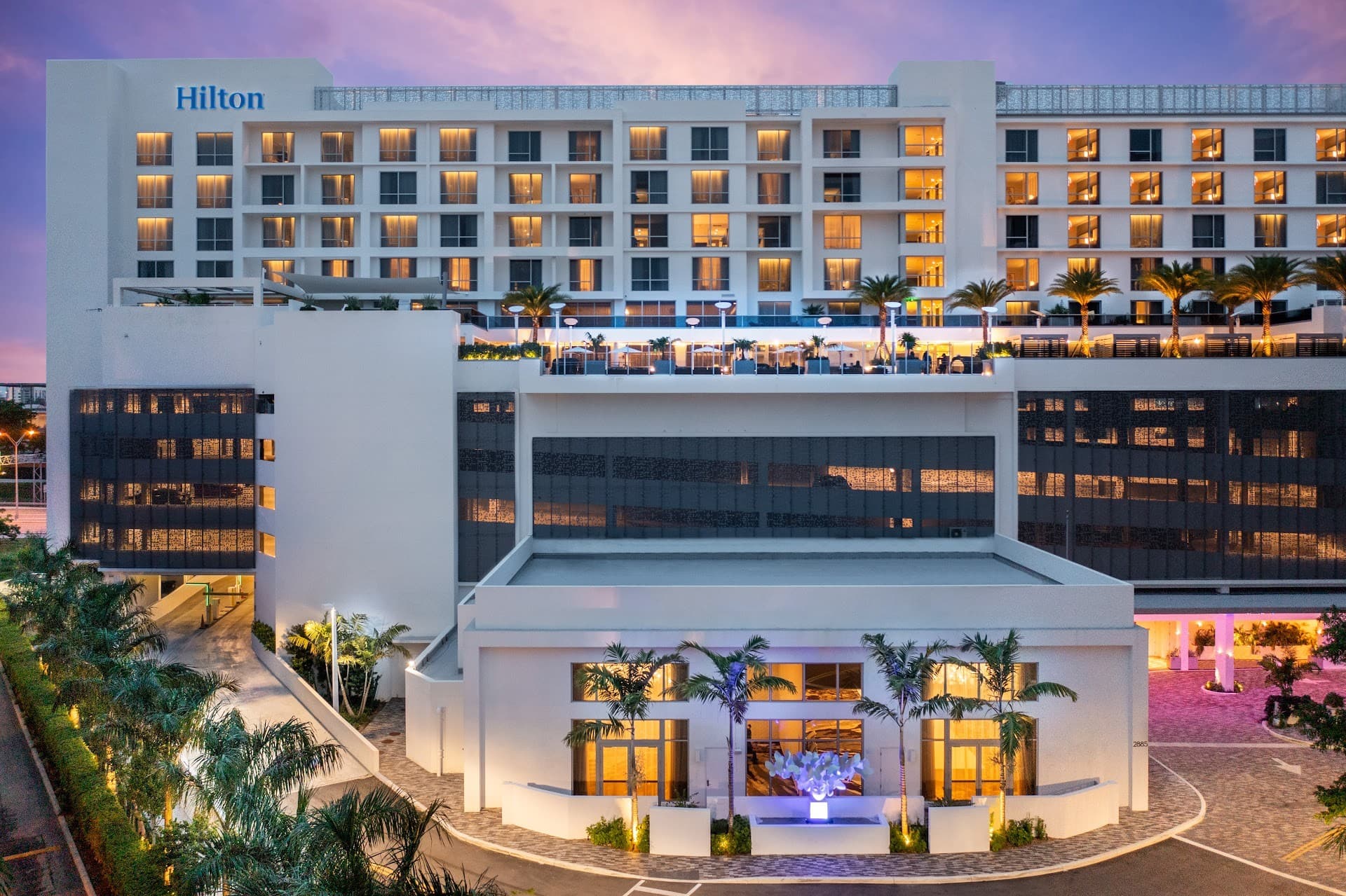 Hilton Miami Aventura hotel at sunset