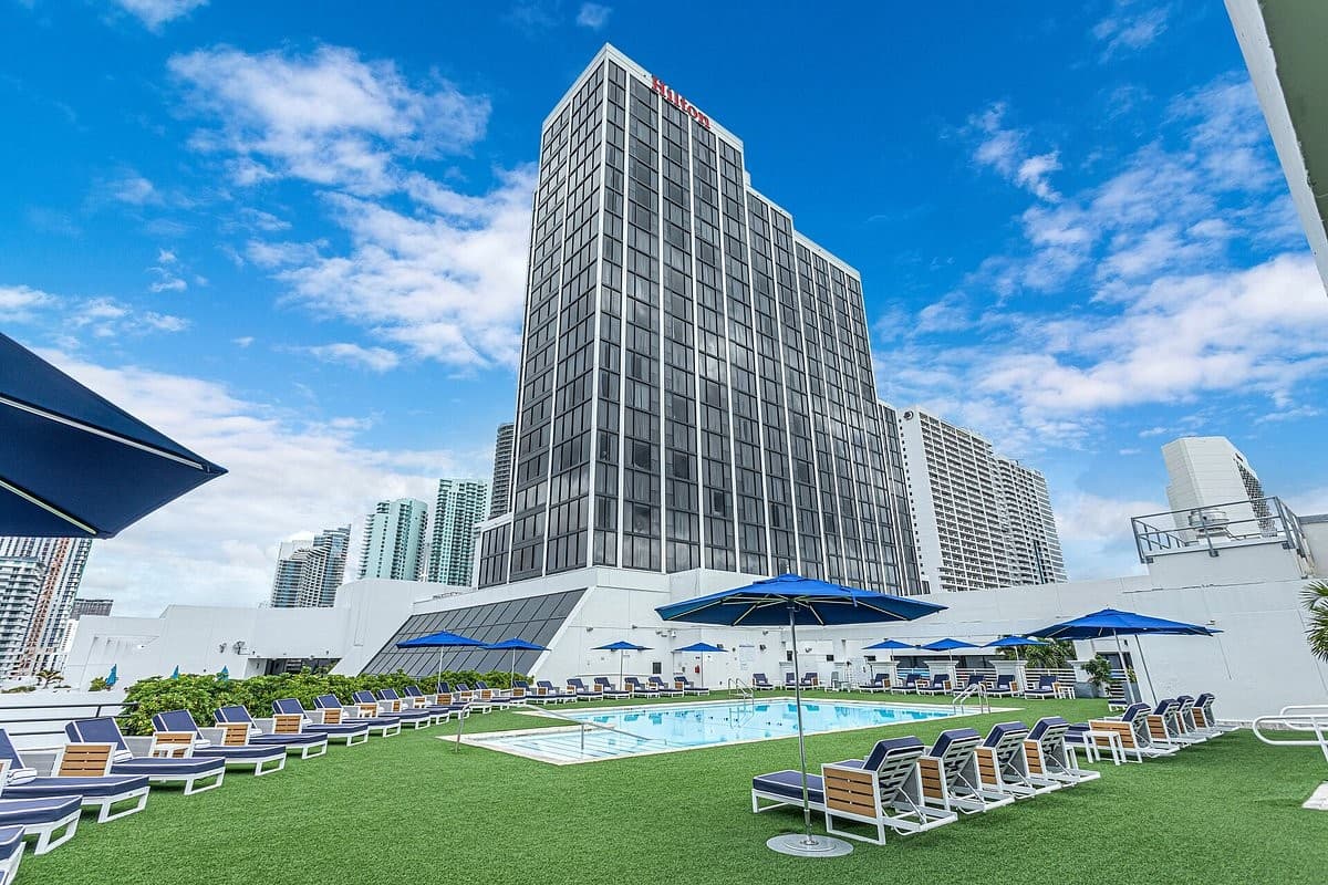 Hilton Miami Downtown hotel pool area in Miami
