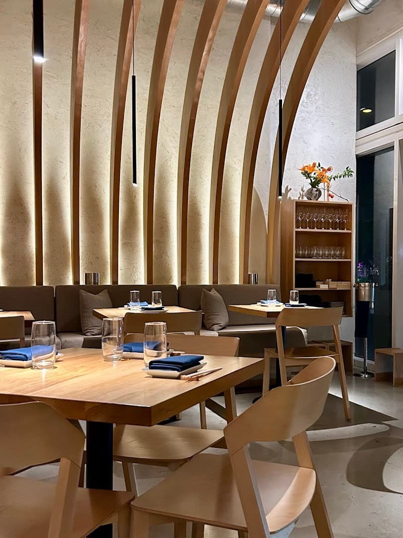 Hiyakawa Miami restaurant interior design