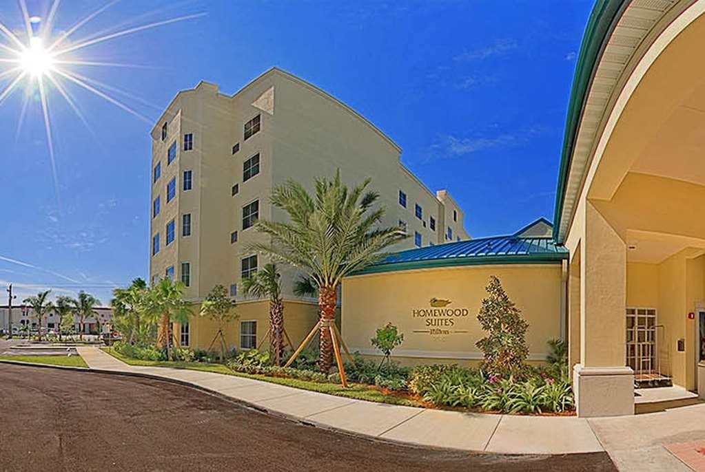 Homewood Suites by Hilton Miami - Airport West exterior