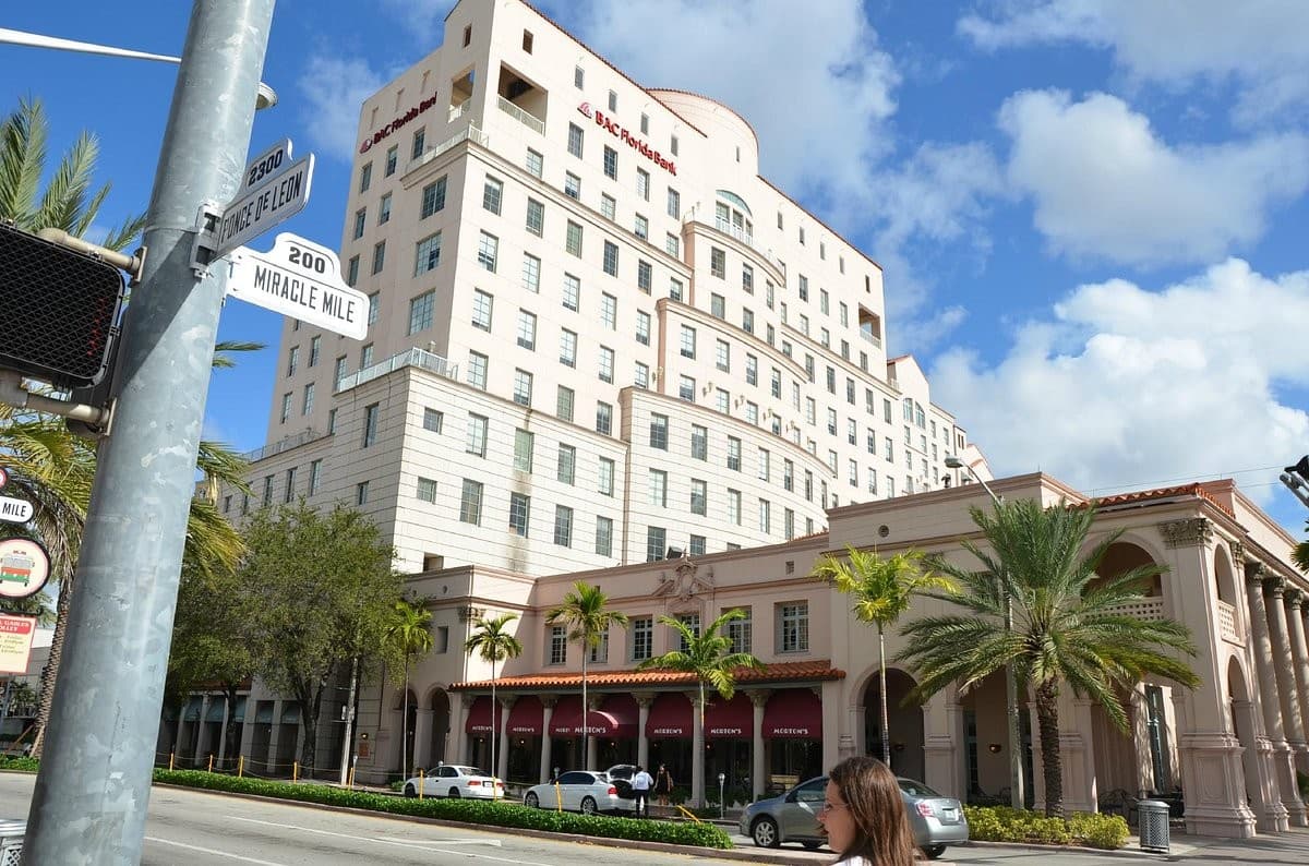 Hotel Colonnade Coral Gables exterior image