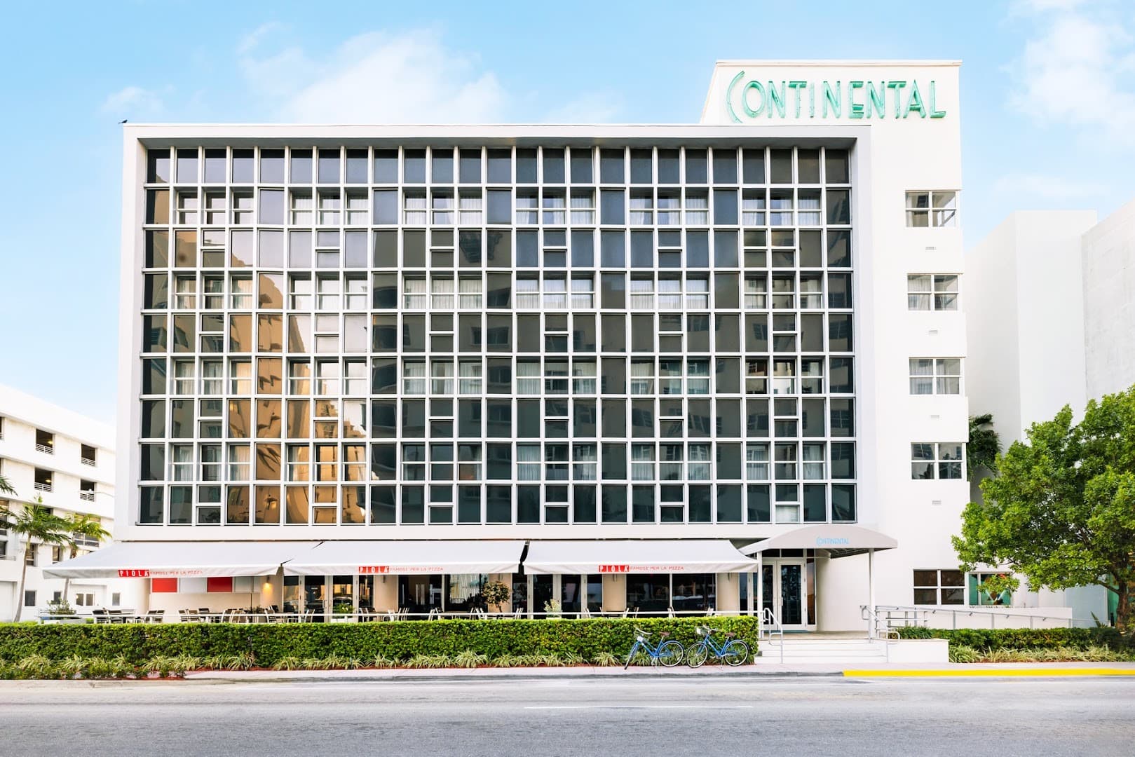 Hotel Continental Miami Beach exterior view