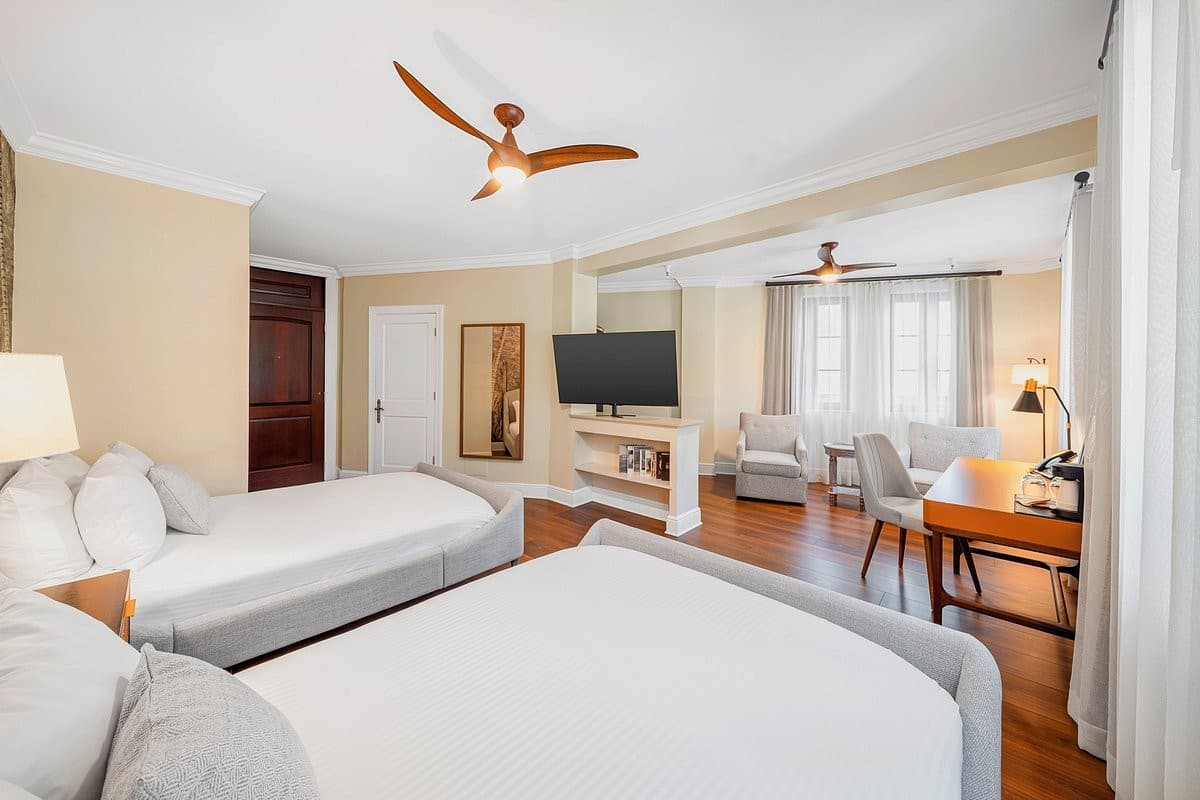 Hotel St. Michel room in Coral Gables