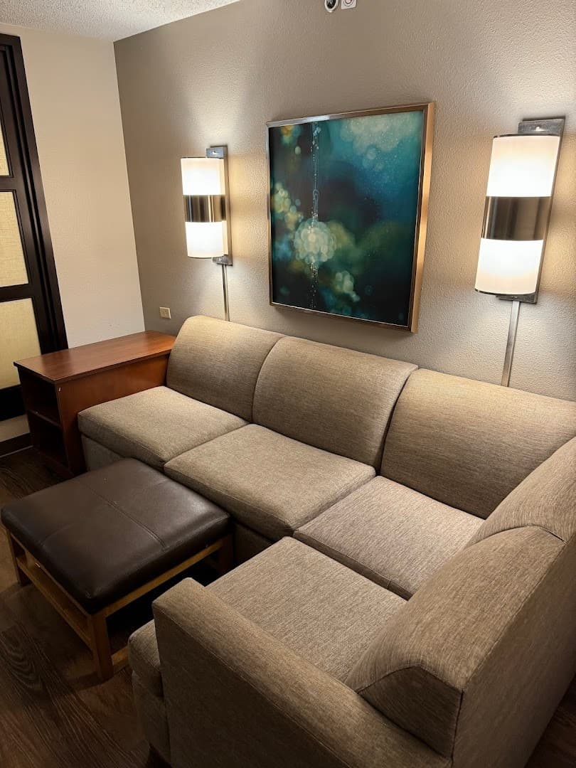 Cozy suite at Hyatt Place Miami Airport-West/Doral