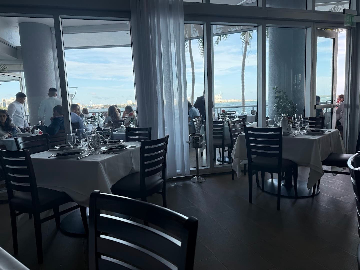 Interior view of Il Gabbiano restaurant in Miami