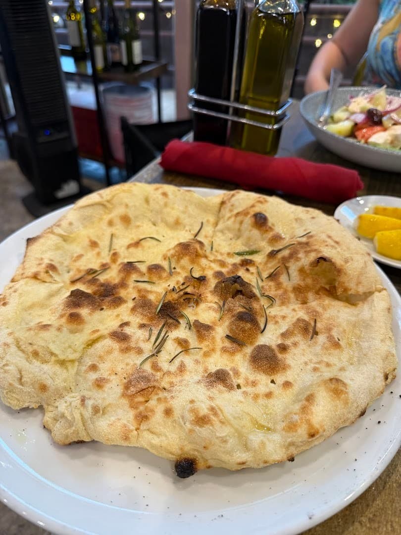 Delicious flatbread at Ironside Pizza in Miami