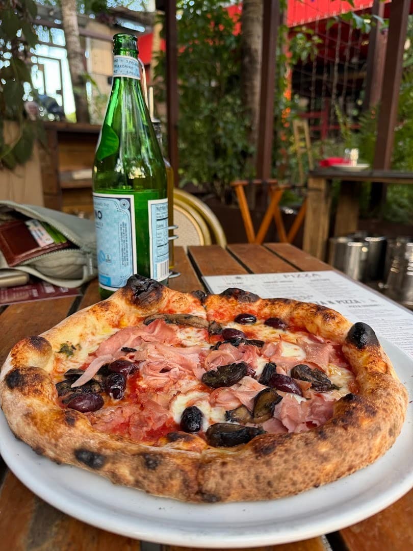 Delicious pizza at Ironside Pizza in Miami