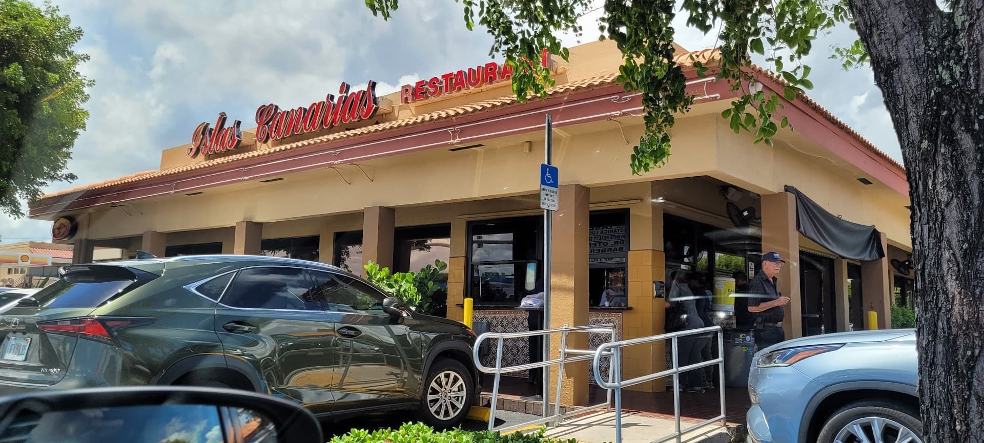 Islas Canarias Restaurant exterior in Miami