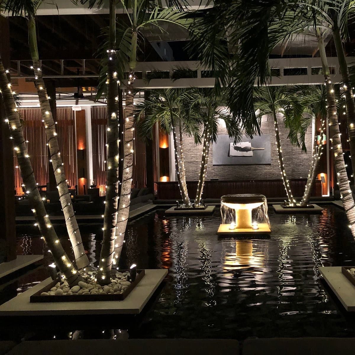 Elegant ambiance at Jaya at The Setai, Miami Beach