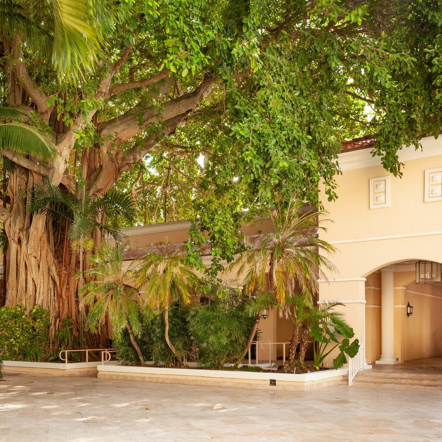 JW Marriott Miami Turnberry Resort & Spa exterior view with lush greenery