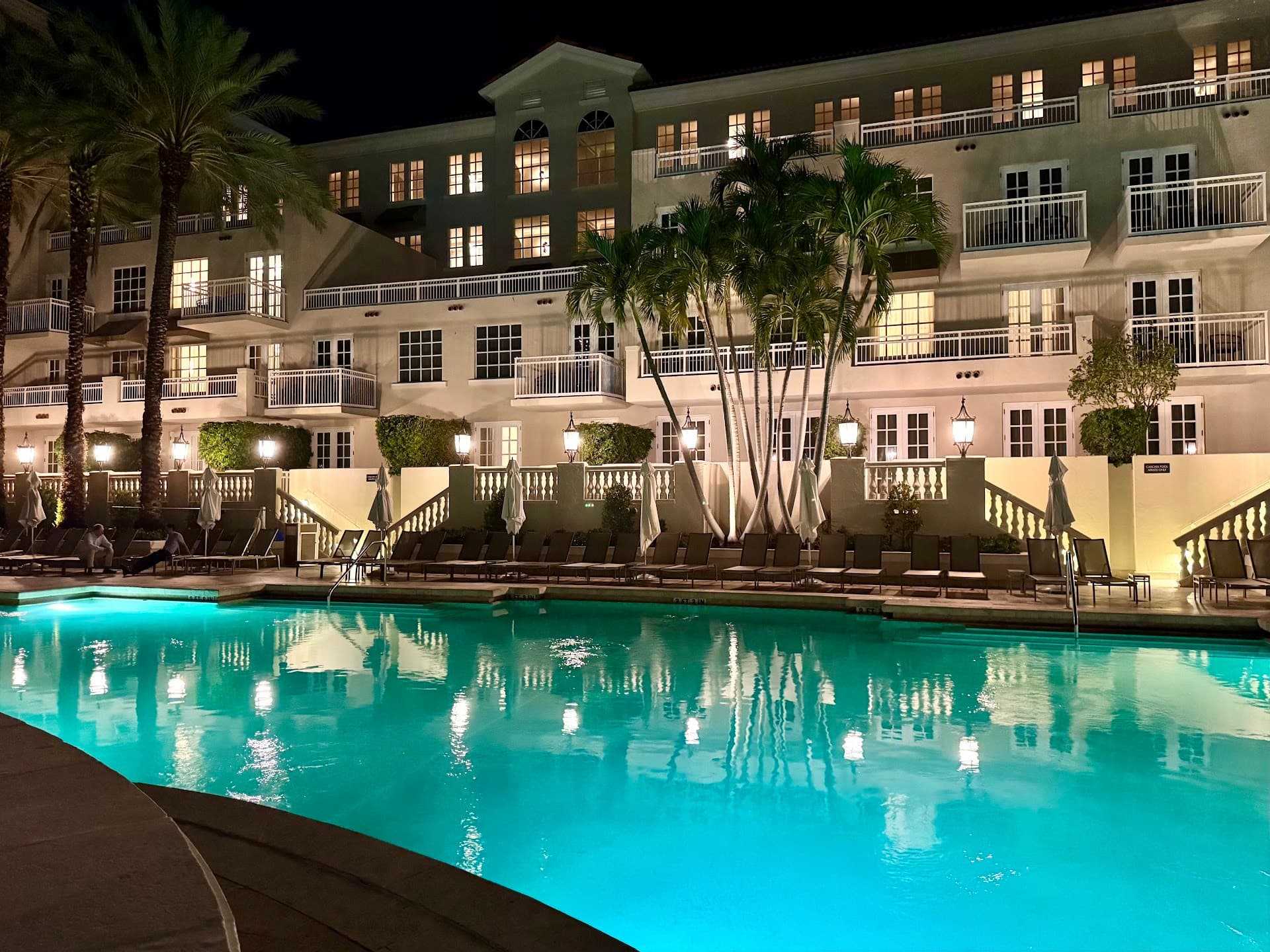 JW Marriott Miami Turnberry Resort & Spa pool at night