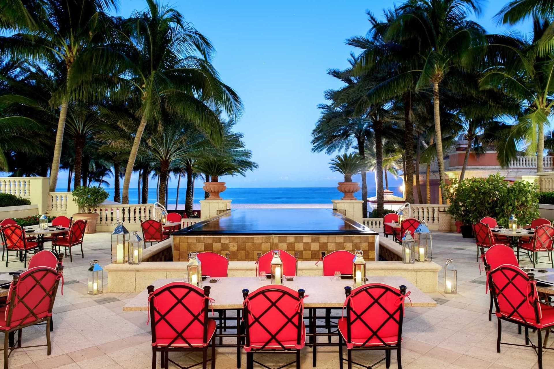 Ke-uH Restaurant outdoor seating in Sunny Isles Beach