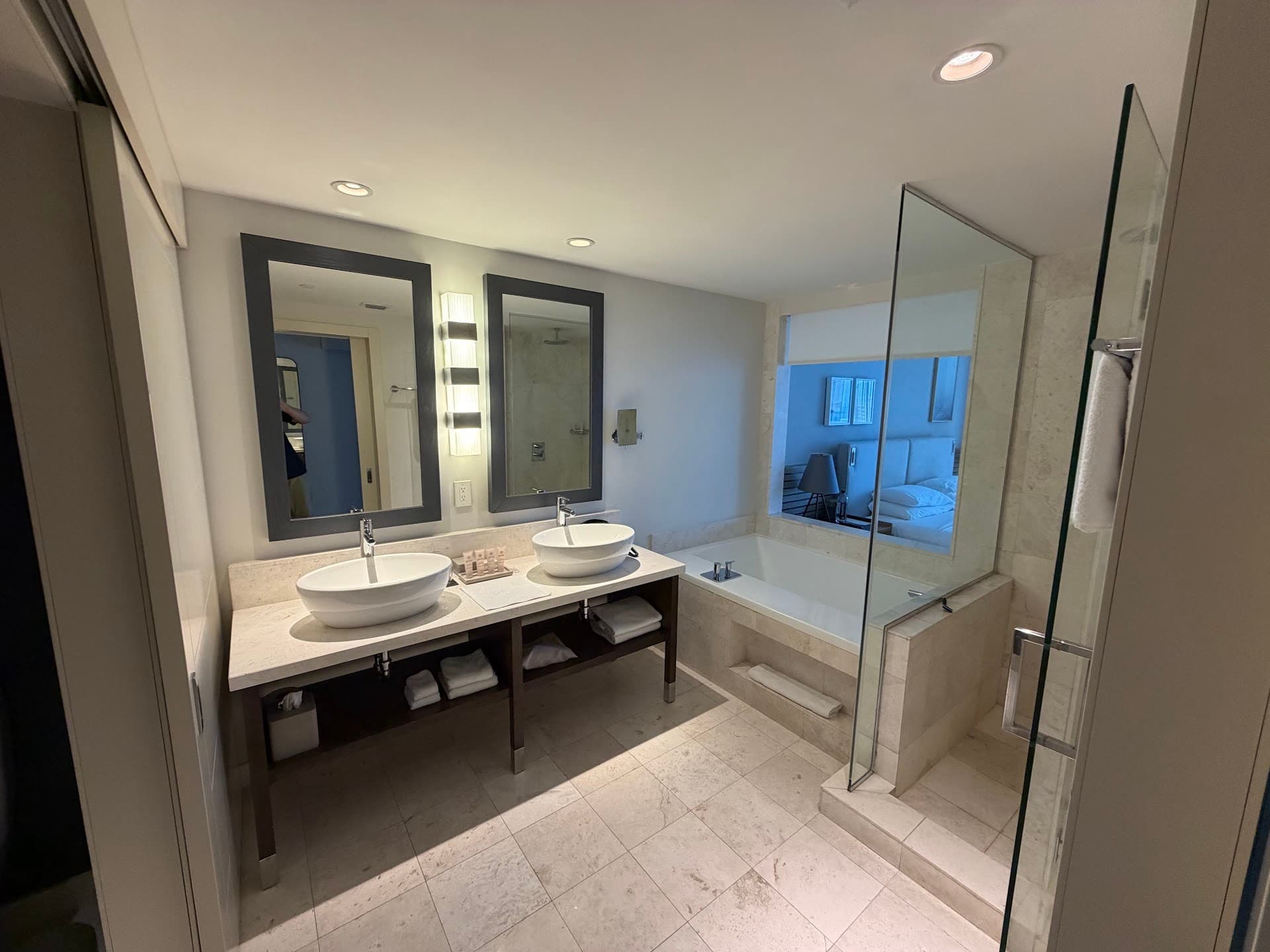 Luxurious bathroom at Kimpton EPIC Hotel in Miami