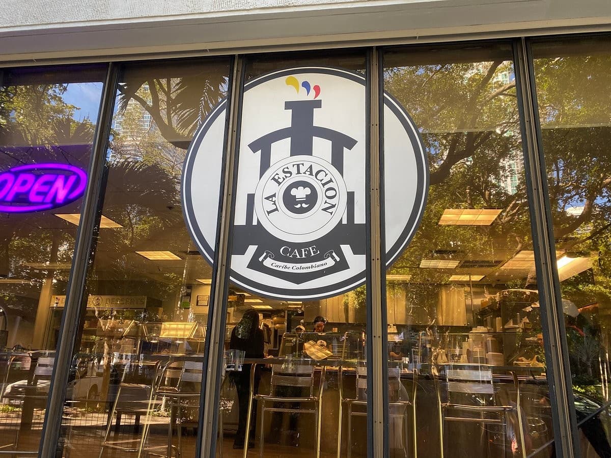 Exterior view of La Estacion Cafe in Miami