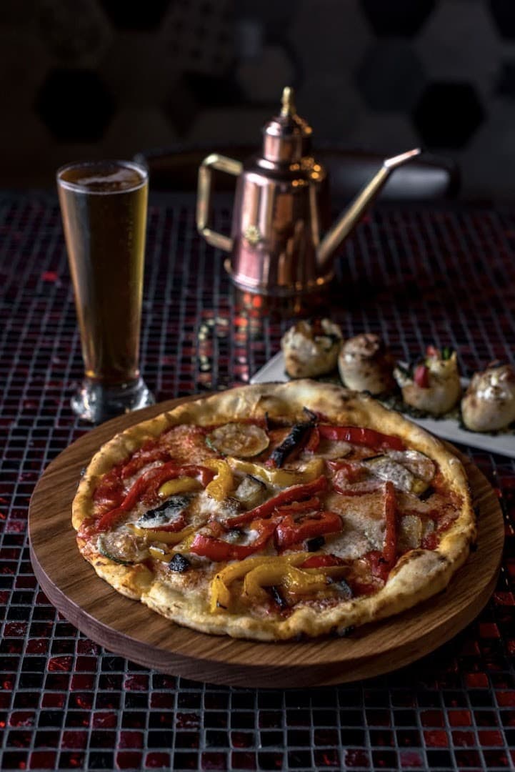 Delicious pizza at La Leggenda Pizzeria in Miami Beach