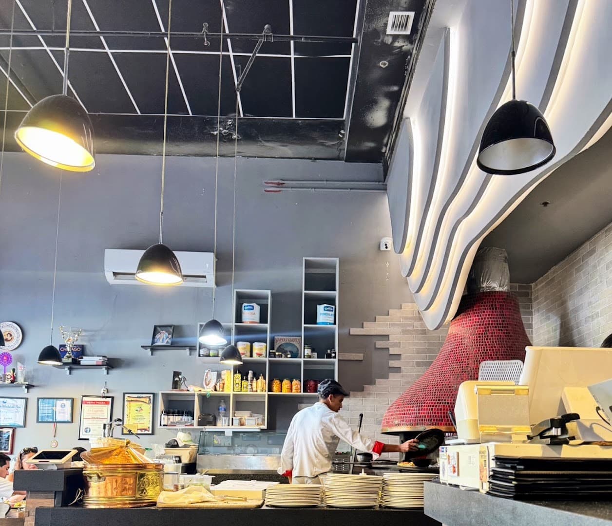 Interior view of La Leggenda Pizzeria in Miami Beach