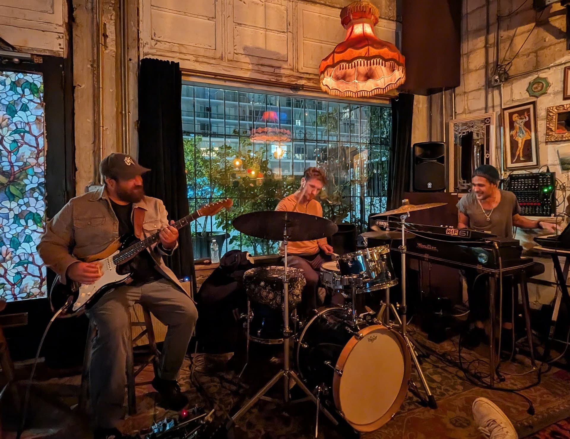 Live music ambience at Lagniappe in Miami