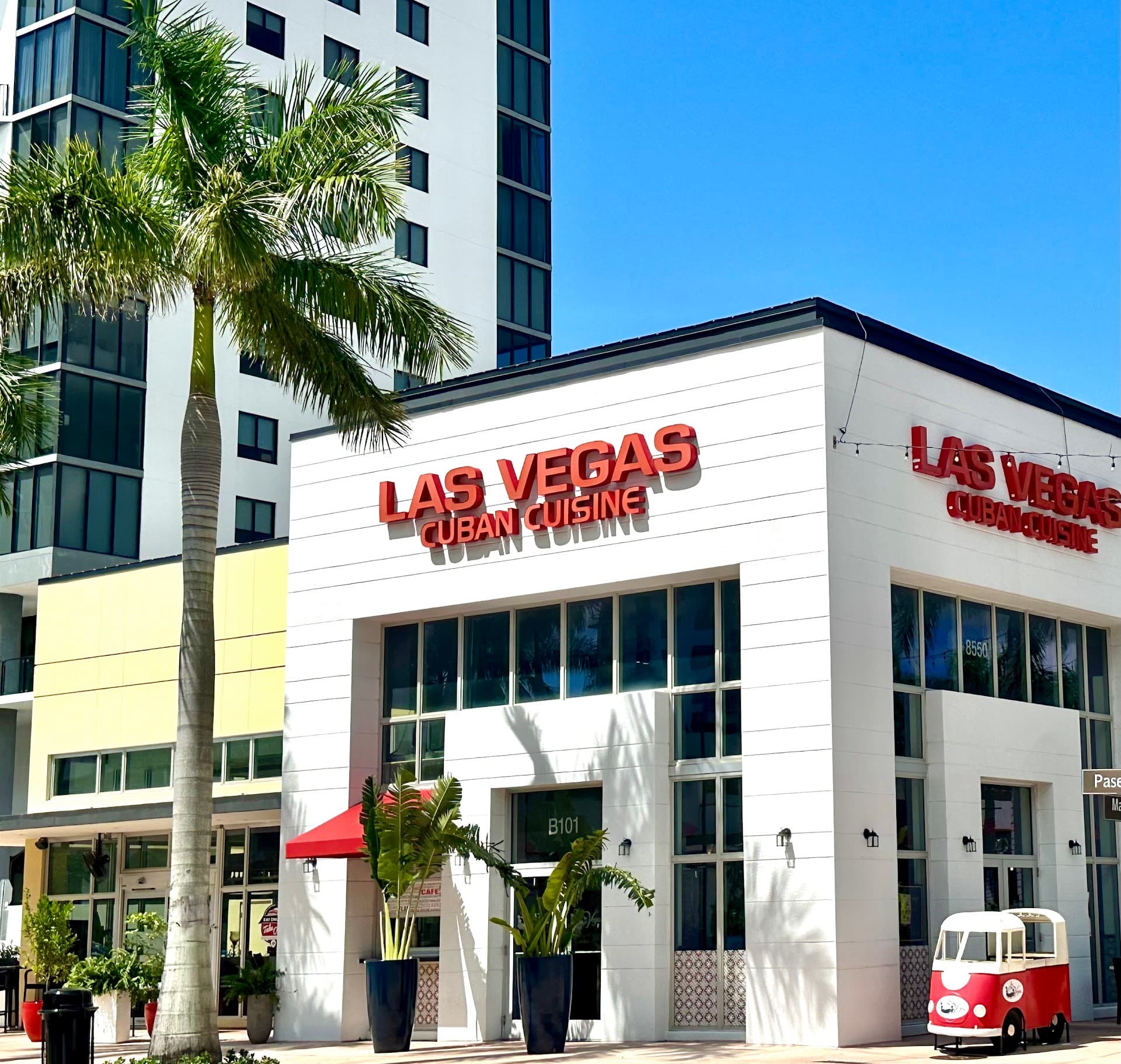 Las Vegas Cuban Cuisine restaurant exterior in Doral