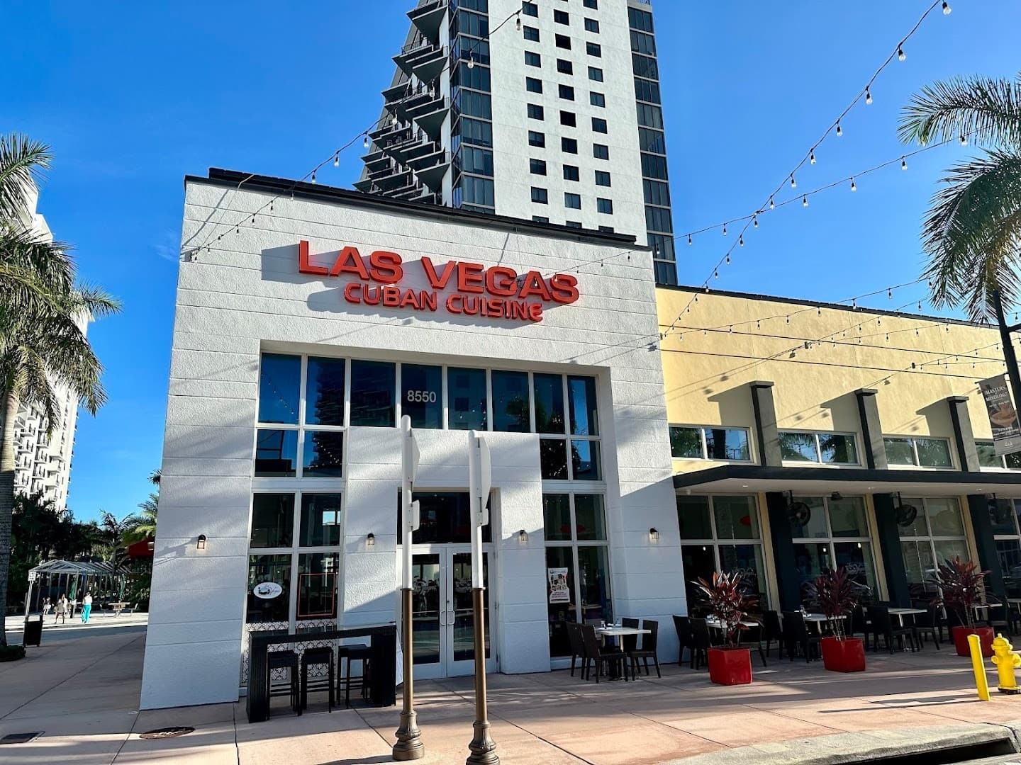 Las Vegas Cuban Cuisine restaurant exterior in Doral