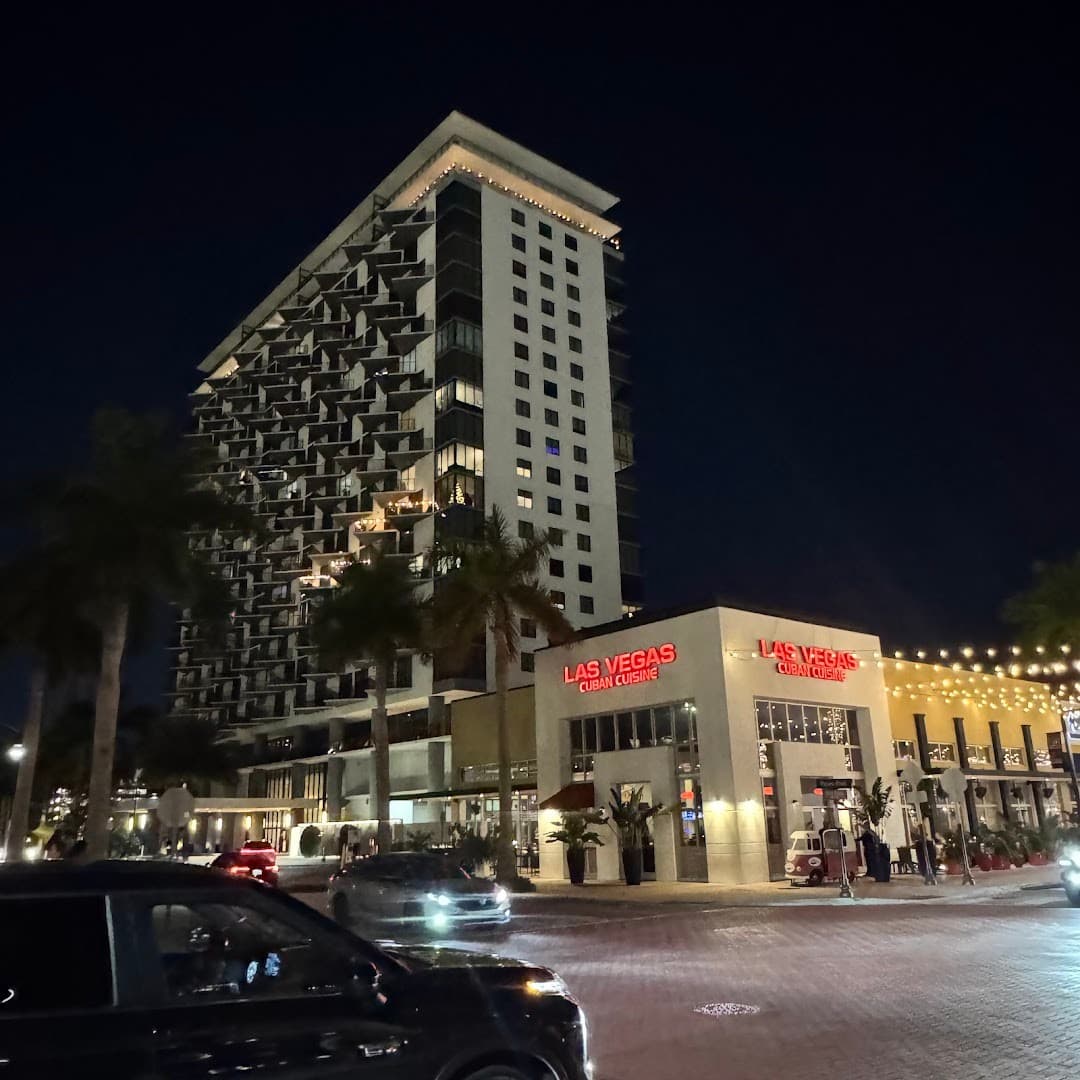 Las Vegas Cuban Cuisine restaurant exterior in Doral