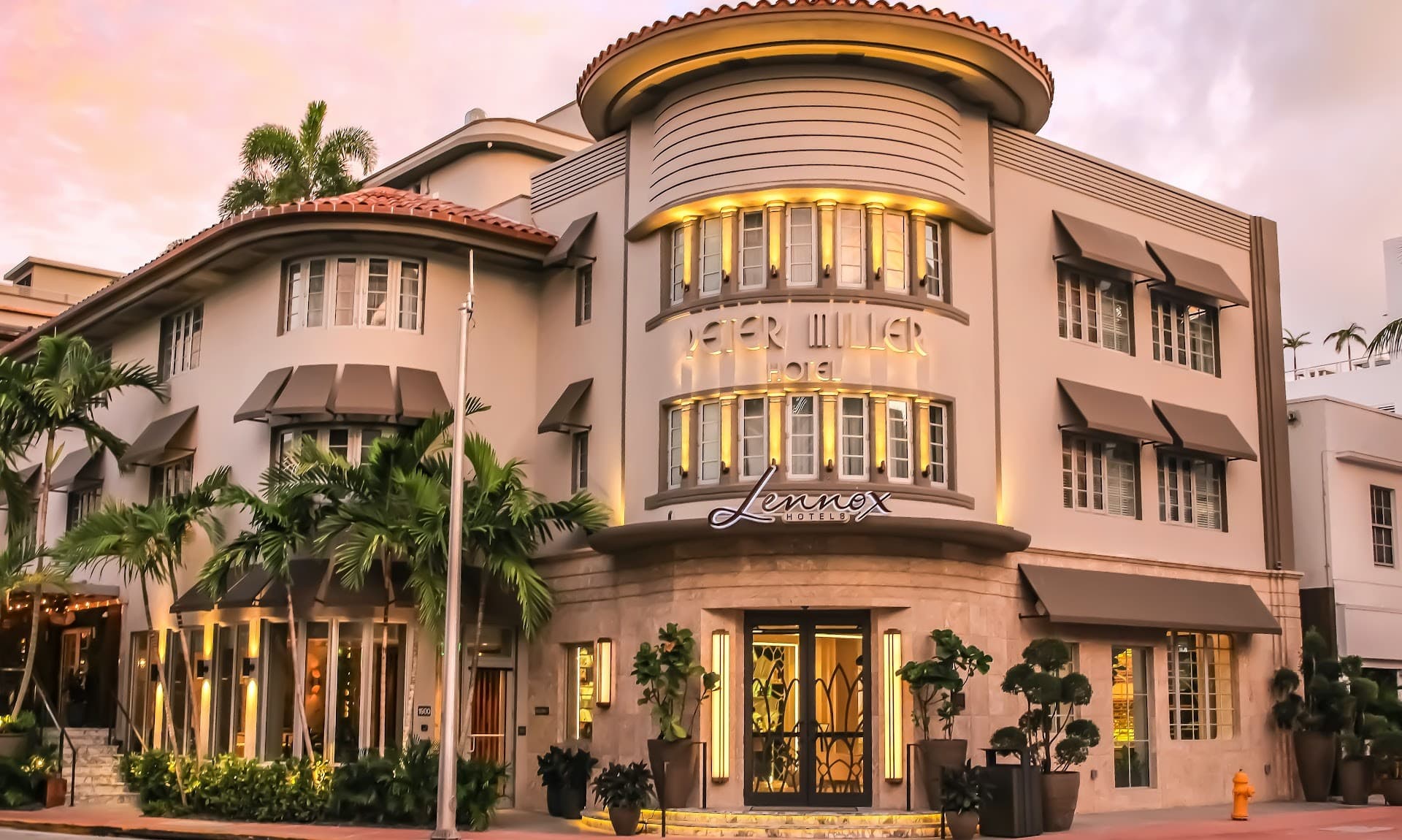 Lennox Miami Beach hotel facade in Miami Beach