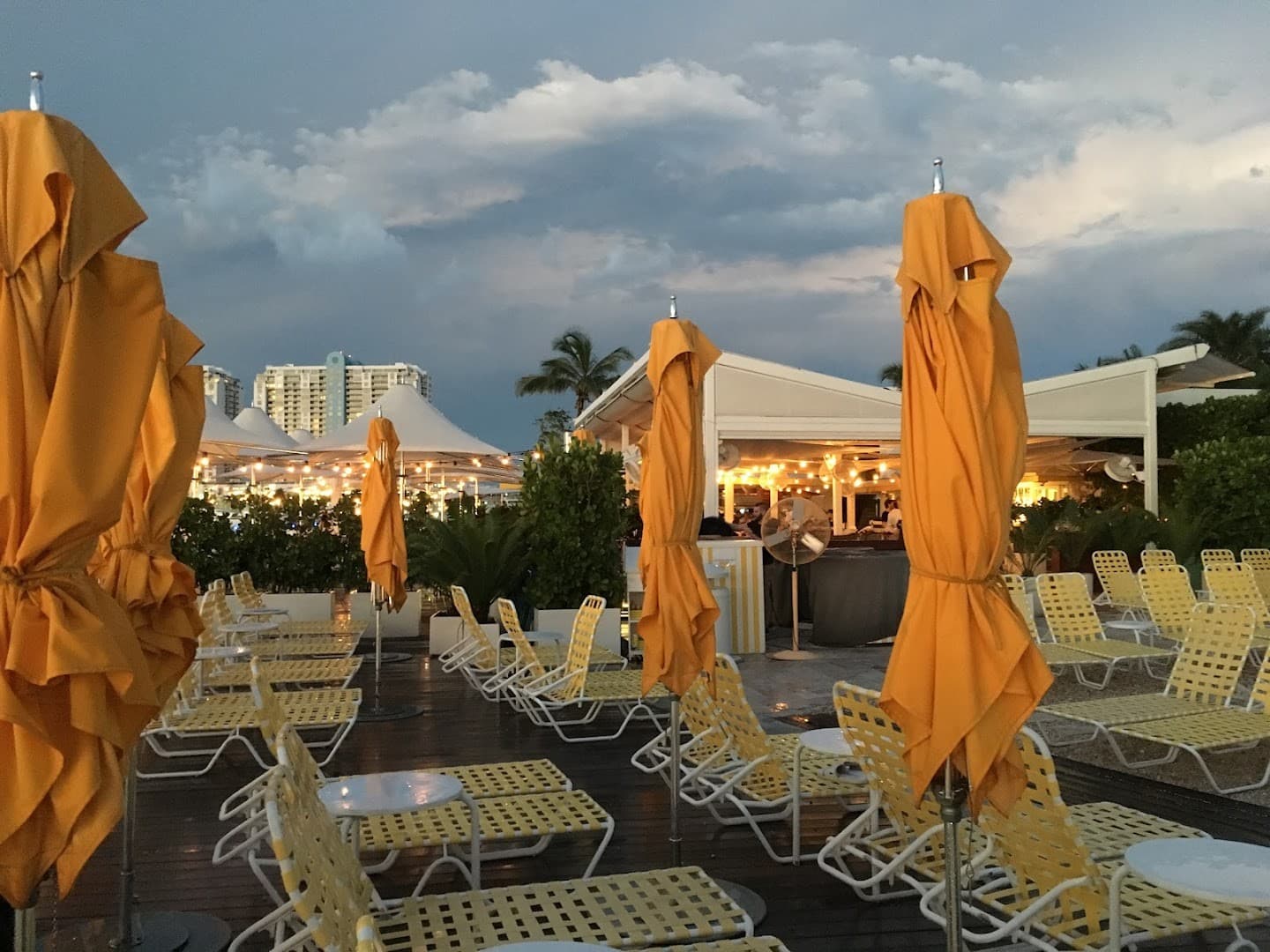 Lido Bayside outdoor seating in Miami Beach
