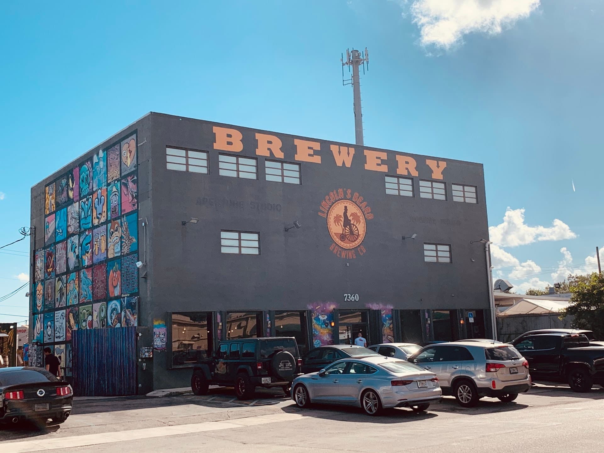 Lincoln's Beard Brewing & Cocktails exterior view in Miami