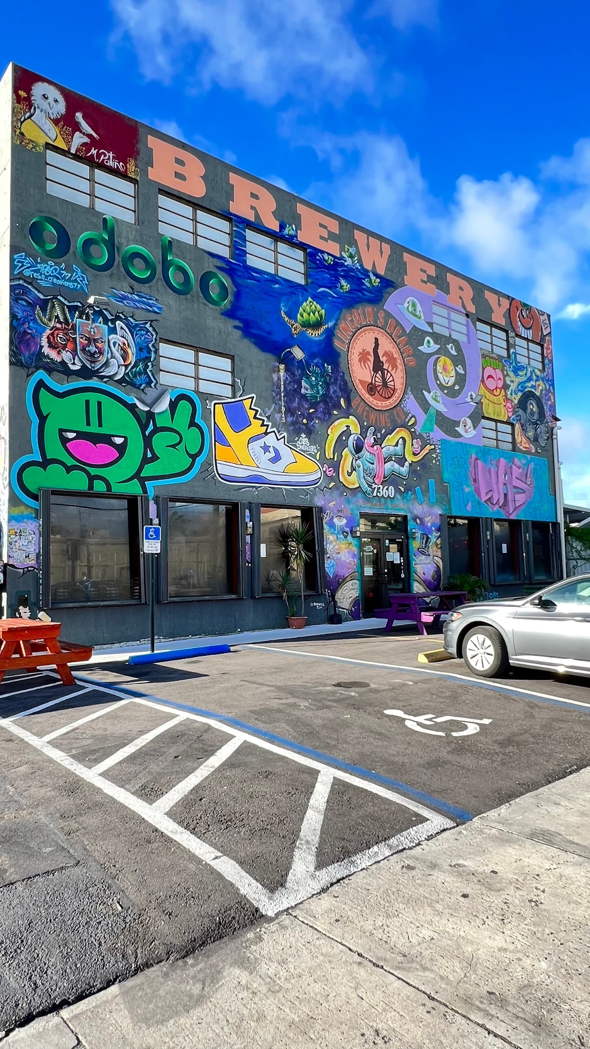 Lincoln's Beard Brewing & Cocktails exterior in Miami