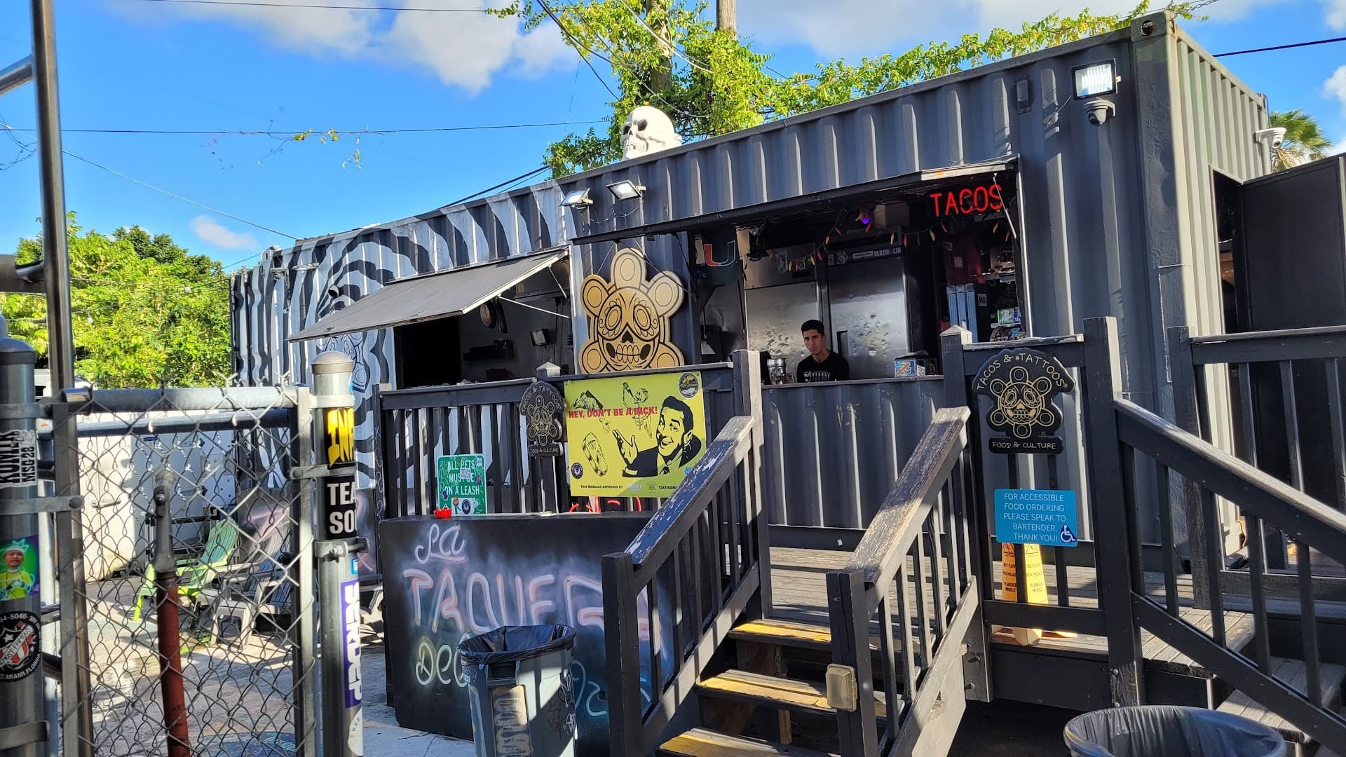 Lincoln's Beard Brewing & Cocktails entrance in Miami
