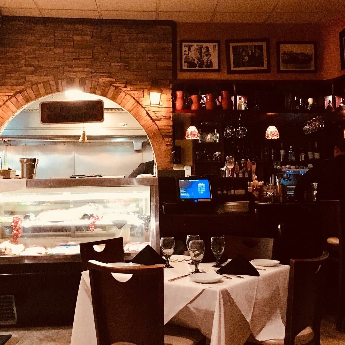 Los Parrilleros Steakhouse interior in Doral