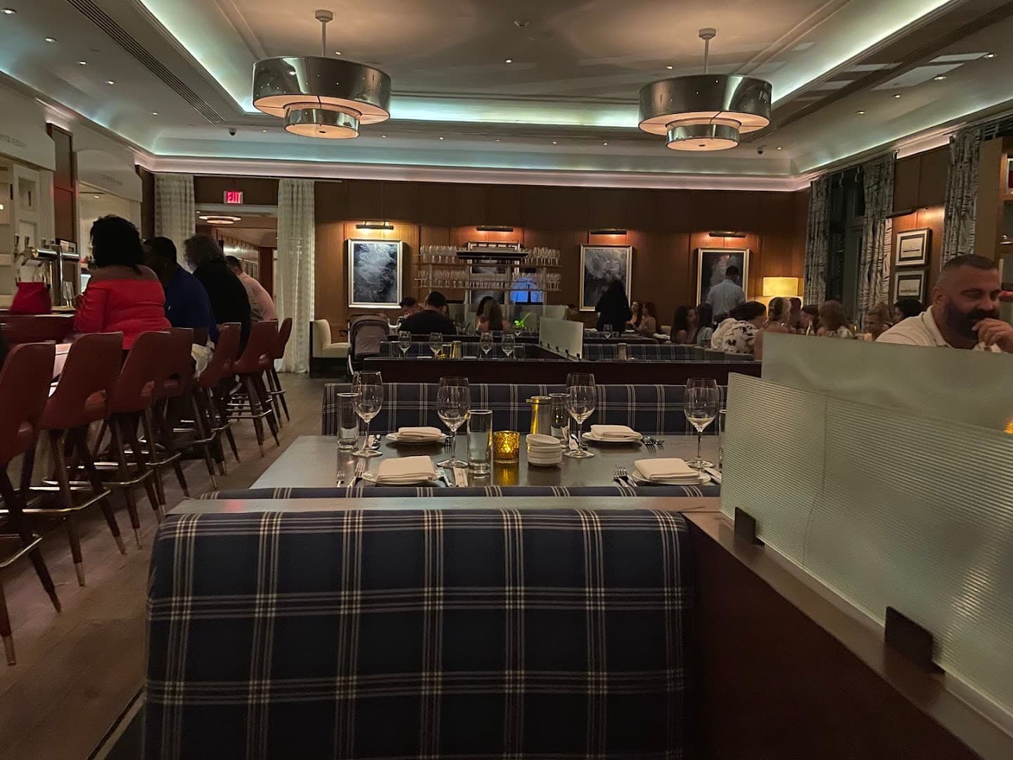 Lure Fishbar interior dining scene Miami Beach