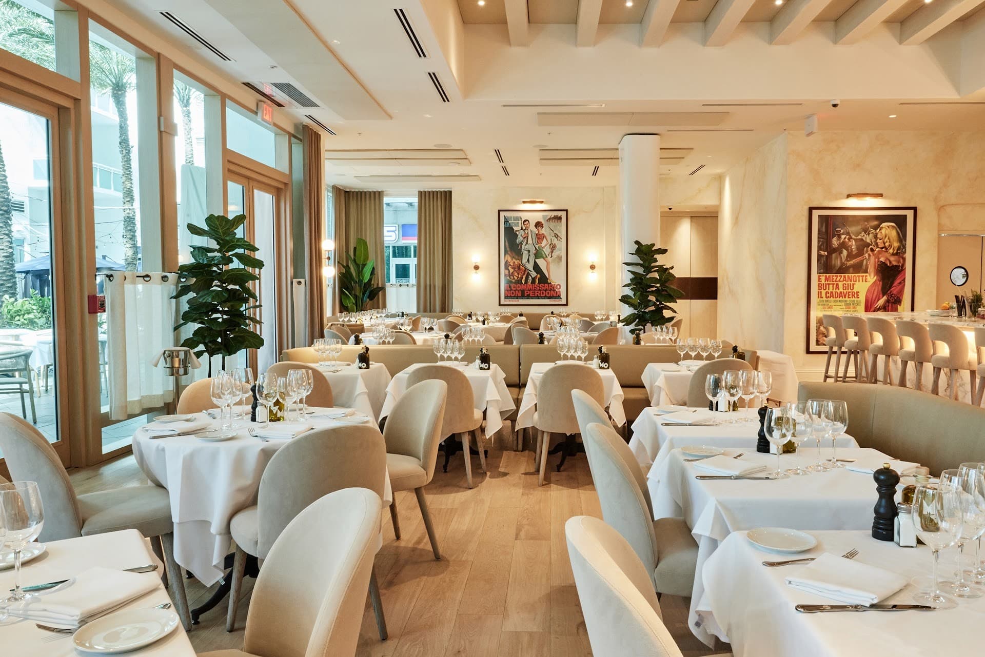 Mamo Miami interior dining room with elegant decor