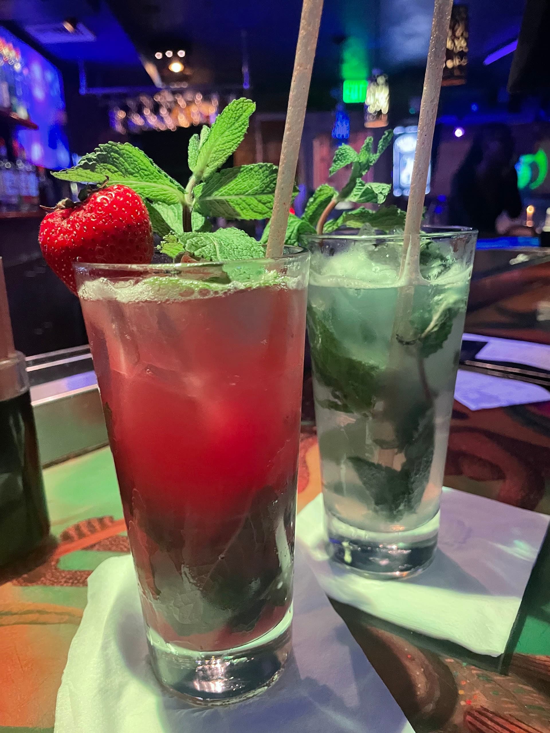 Cocktails at Mango's Miami Beach nightlife destination