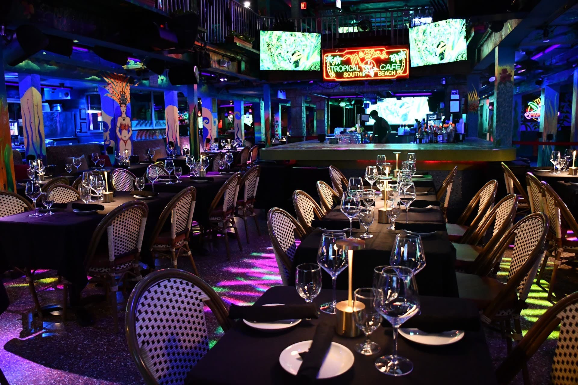 Mango's Miami vibrant interior with lively ambiance