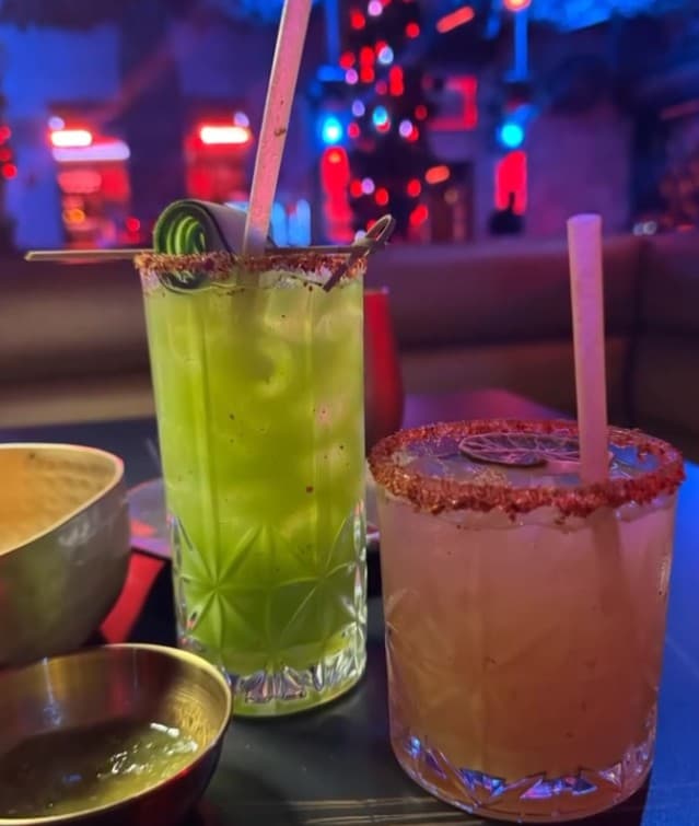 Cocktails at Mayami Wynwood, Miami nightlife
