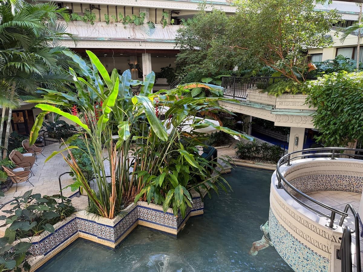 Mayfair House Hotel & Garden beautiful outdoor area in Miami