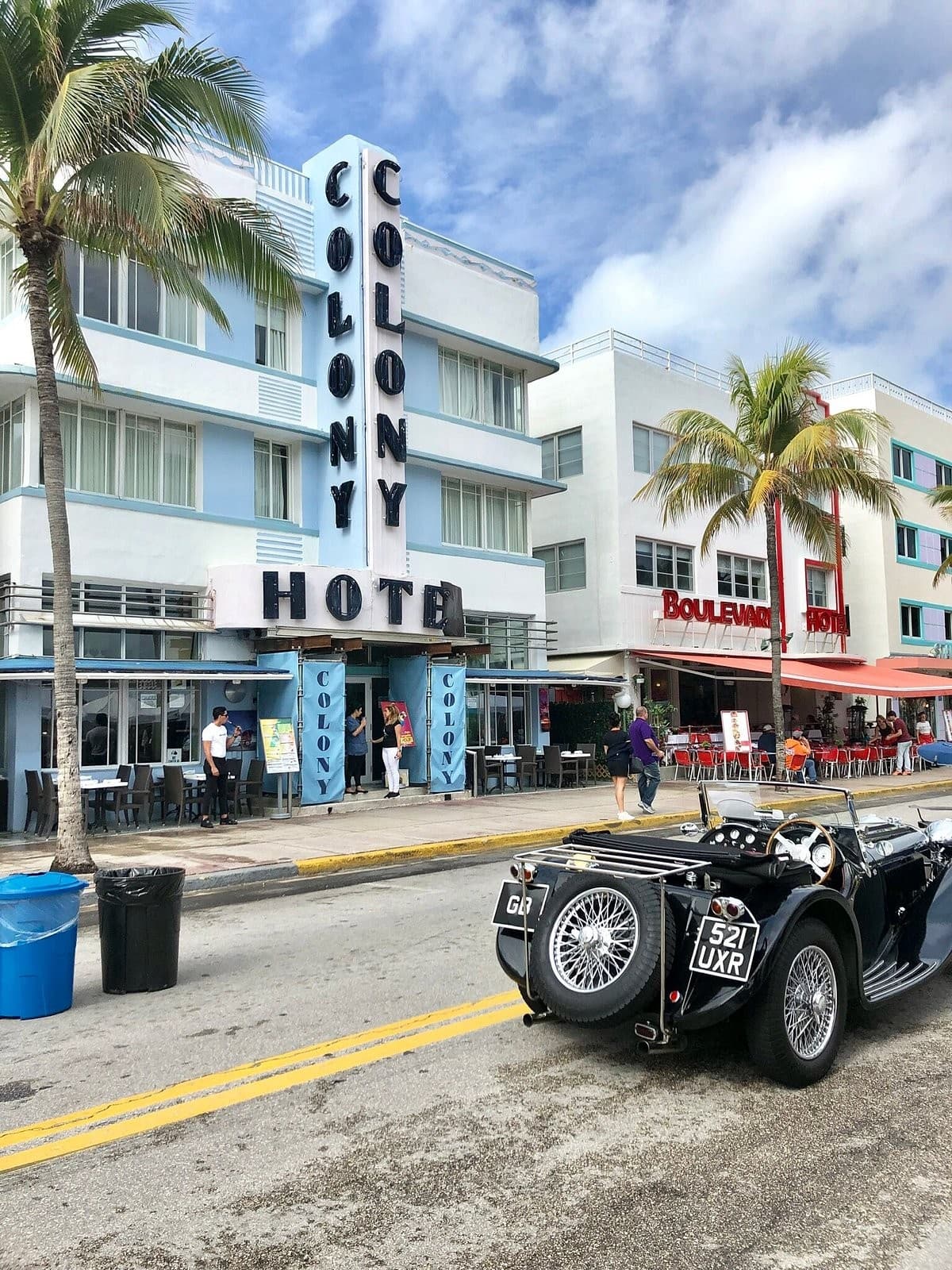 Colony Hotel exterior in Miami Beach