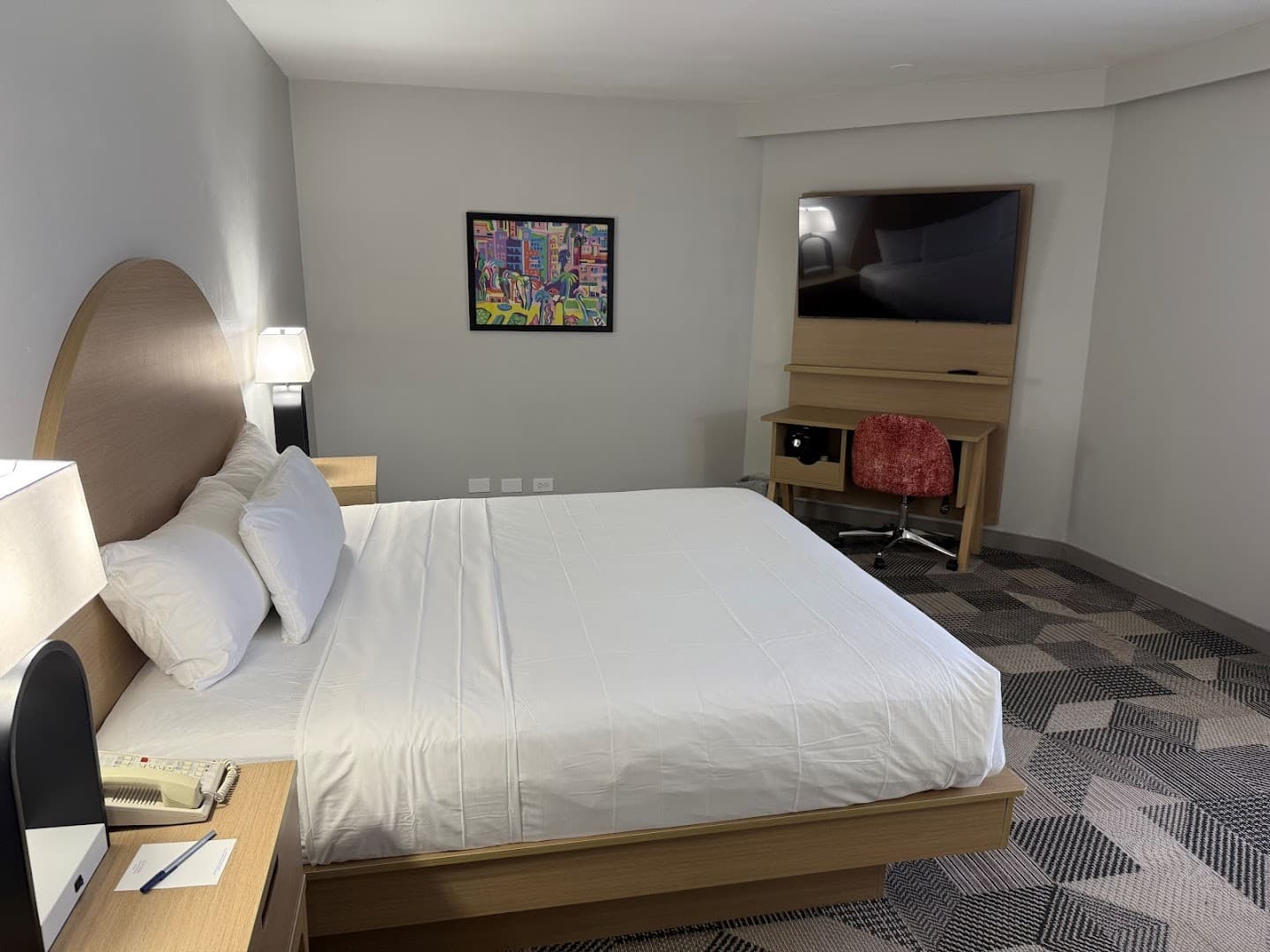 Modern room at Miami International Airport Hotel