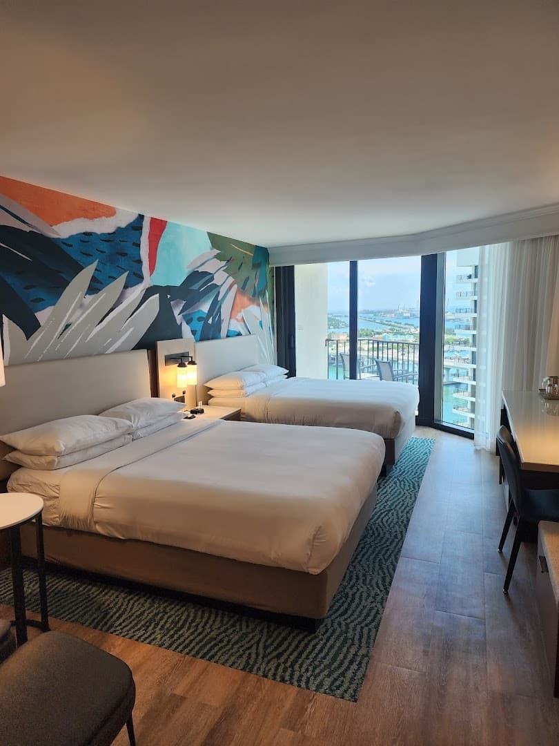 Modern guest room at Miami Marriott Biscayne Bay
