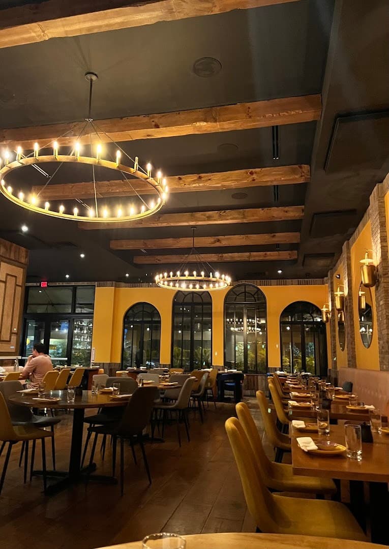 Moshi Moshi Brickell interior dining scene Miami