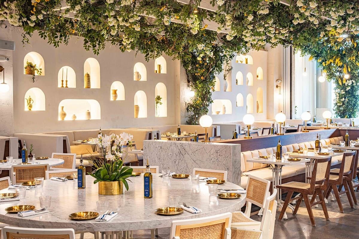 Motek Brickell interior dining scene in Miami