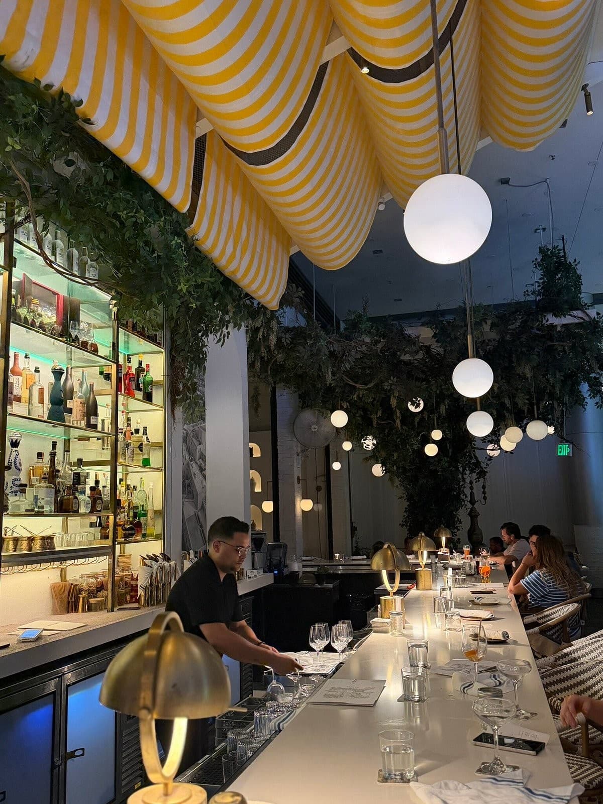 Motek Brickell interior ambiance in Miami