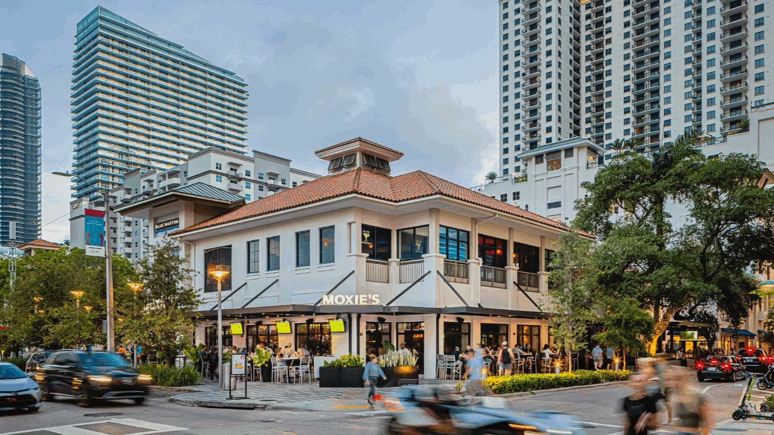 Moxie's restaurant exterior in Miami, Florida