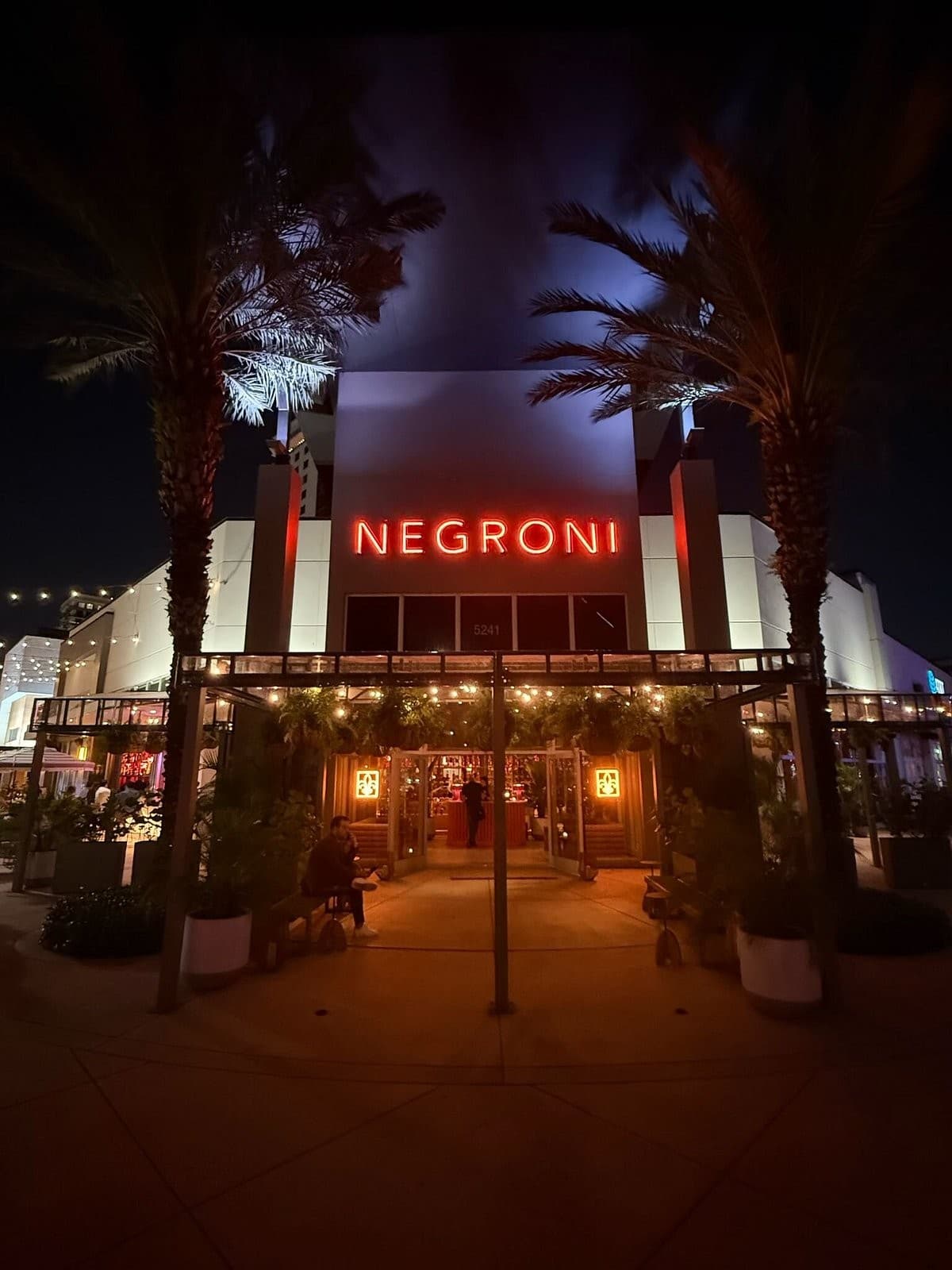 Negroni Doral restaurant exterior at night