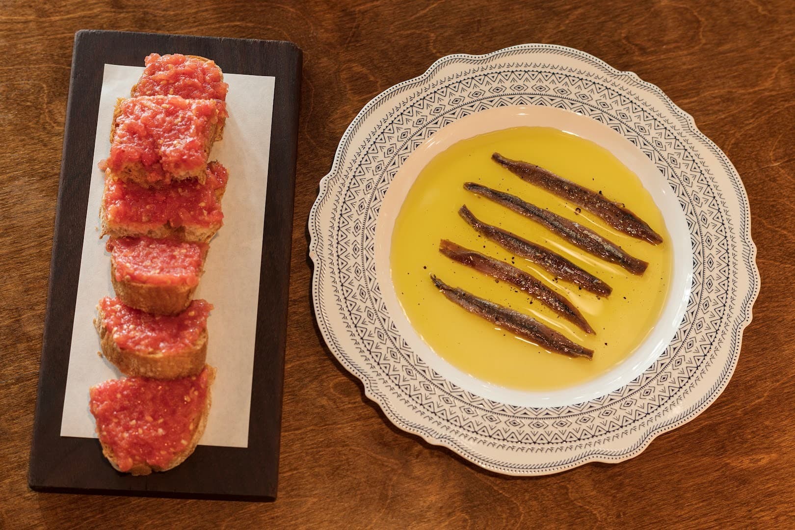 Niu Kitchen dish featuring tartare and anchovies in Miami