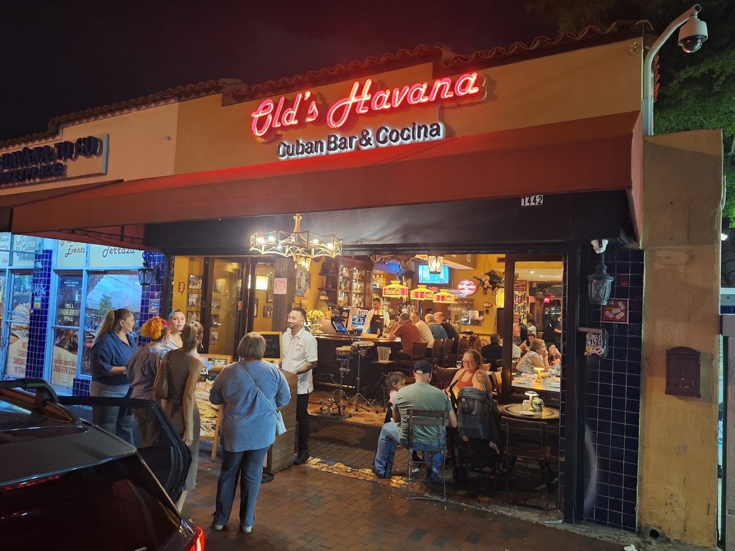 Old's Havana Cuban Bar & Cocina exterior in Miami